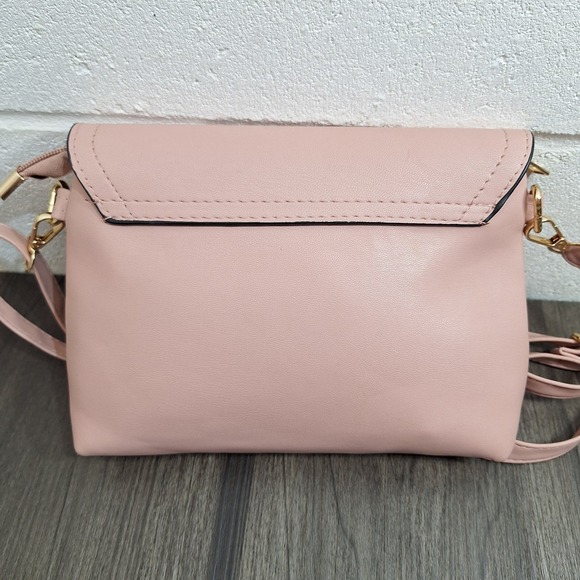 Blush Pink Heart Quilted Crossbody Bag Gold Heart Lock Faux Leather Messenger - Picture 2 of 10